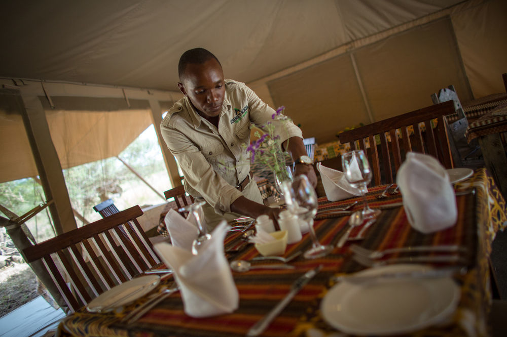 Отель Serengeti Acacia Central Camp Экстерьер фото